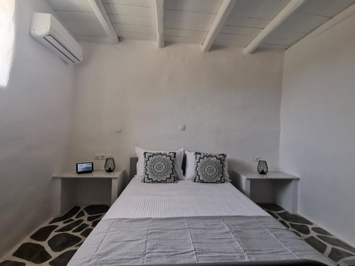 Soros Beach Antiparos Agios Georgios  Exterior photo