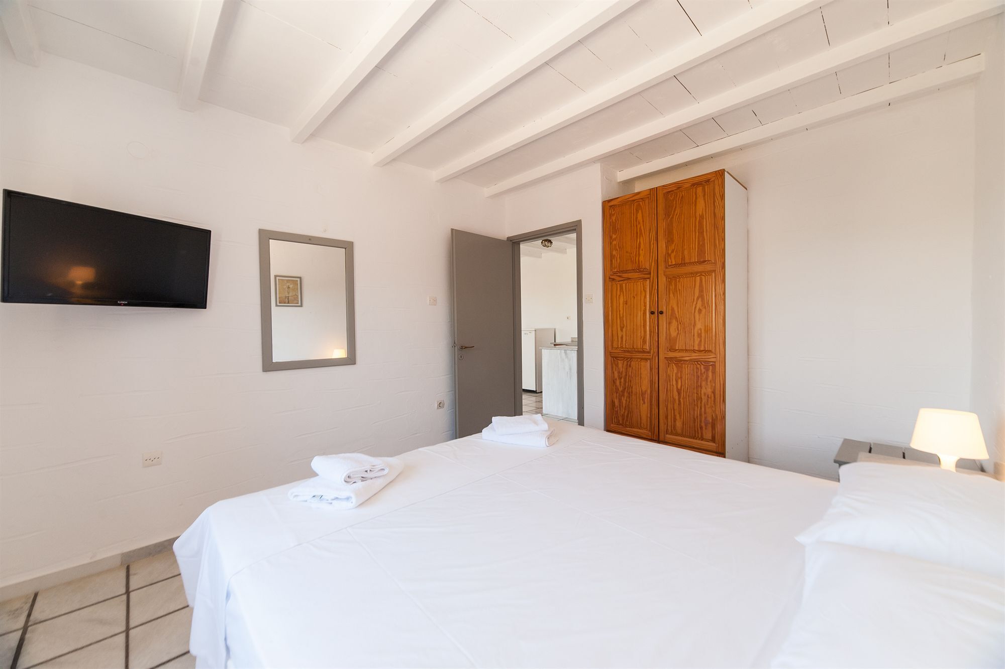 Soros Beach Antiparos Agios Georgios  Exterior photo